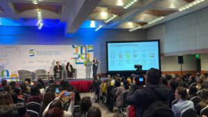 PLATAFORMAS DIGITALES Y CORRESPONSABILIDAD SOCIAL: EXPERTOS ANALIZAN CÓMO FRENAR VIOLENCIA SEXUAL INFANTIL EN INTERNETplata