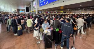 Trump despliega agentes de ICE en aeropuertos de EE.UU. por crisis de TSA tras cierre del gobierno