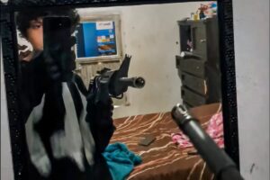 Adolescente de 15 años mata a dos maestras a balazos en preparatoria de Lázaro Cárdenas