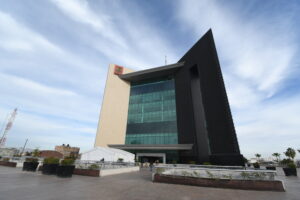 Denuncian trabajadores de Torreón corrupción y hostigamiento en área de Ingresos