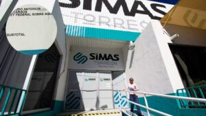 Paro en Ayuntamiento de Torreón cierra Plaza Mayor; exigen salida del tesorero