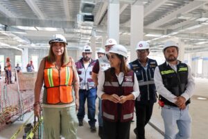 Supervisa Mara Lezama avance del nuevo Hospital General de Chetumal; Eiza González visibiliza enfermedades ginecológicas