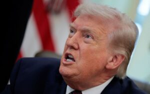 Trump condiciona alto al fuego a apertura de Ormuz; China y Pakistán presentan plan de paz