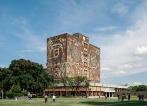 Rector de la UNAM propone revisar evaluaciones académicas ante el auge de la inteligencia artificial