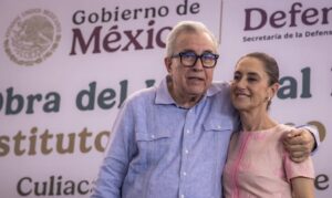 Claudia Sheinbaum solicita a la FGR transparentar fichas rojas de Interpol contra funcionarios sinaloenses