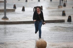 SMN pronostica lluvias muy fuertes en Veracruz y Oaxaca este 26 de junio