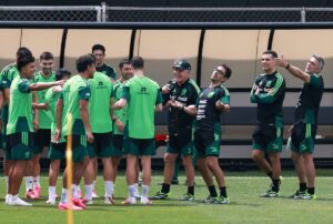 Selección mexicana entrena en el CAR bajo dirección de Aguirre y Márquez previo a debut mundialista