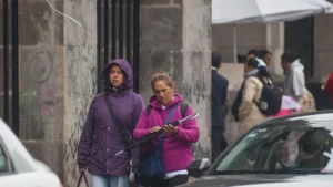 Pronostica SMN lluvias muy fuertes en siete estados por ondas tropicales 14 y 15