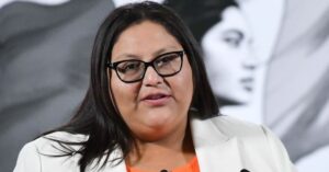 Citlalli Hernández acusa a Calderón de beneficiar al Cártel de Sinaloa con su ‘guerra contra el narco’