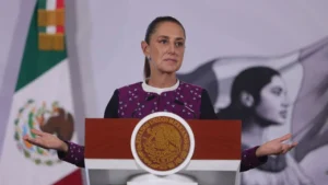 Expertos presentan a Sheinbaum resultados sobre extracción de gas; recomiendan consulta para fracking