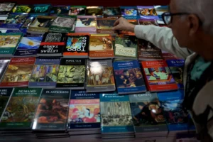 Editores y libreros argentinos rechazan proyecto de desregulación del Gobierno de Milei