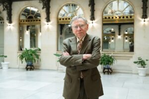 Carl Wunsch critica recortes a la ciencia bajo el gobierno de Trump: “Toda nuestra investigación es un engaño”