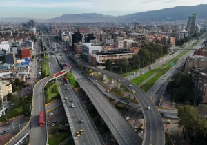 Reflexionan sobre el derecho a la ciudad y la resistencia desde el barrio