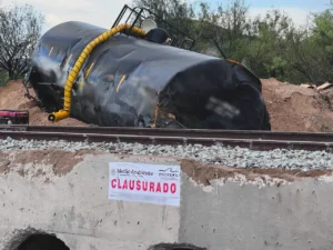 Profepa ordena a Ferromex remediar daño ambiental por derrame en Sonora