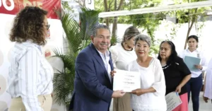 Gradúa Escobedo a cuarta generación de Academia Digital para Adultos Mayores